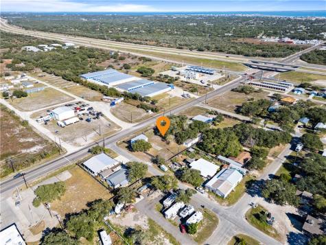 102 Oak Street Rockport TX 78382