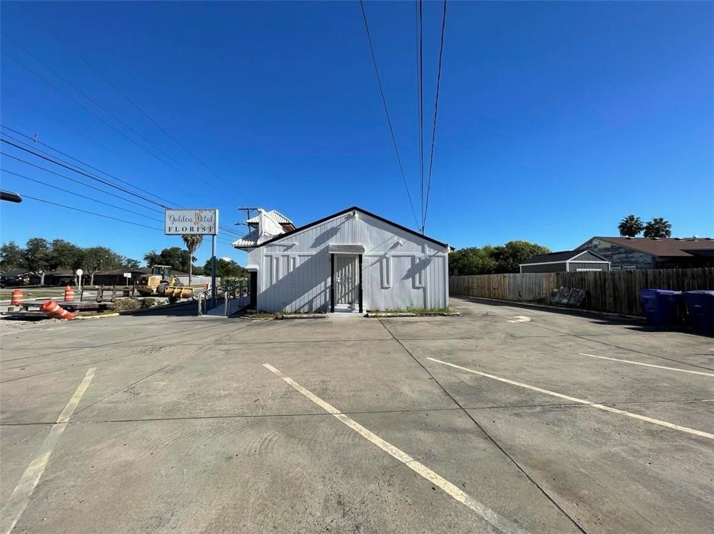 701 Everhart Corpus Christi TX 78411