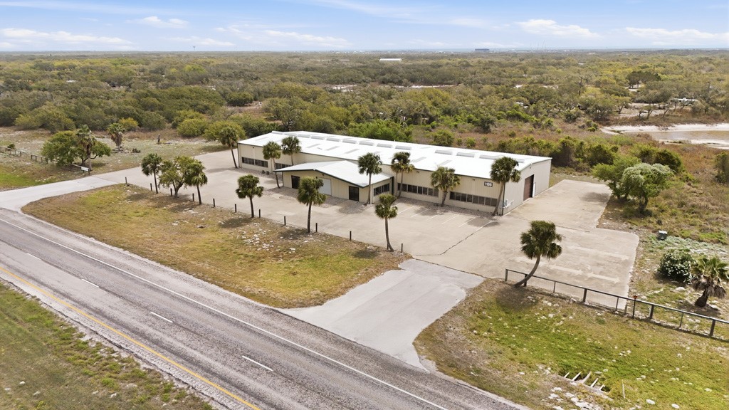 1106 State Highway 35 Rockport TX 78382