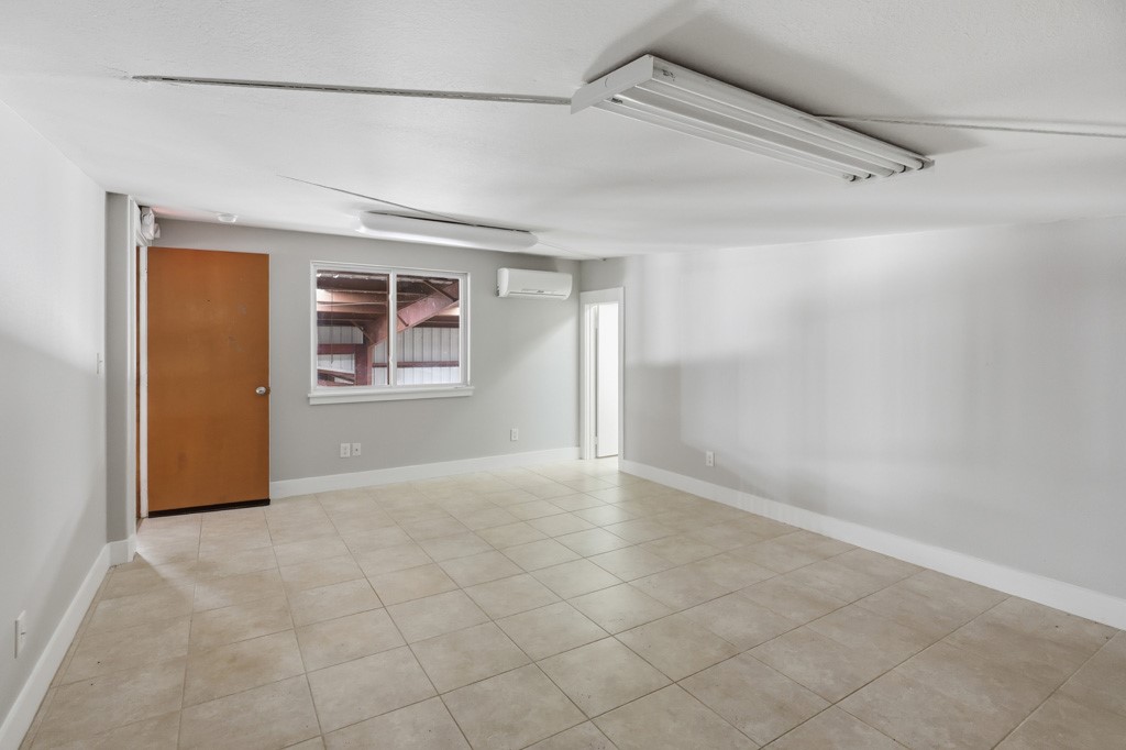 1106 State Highway 35 Rockport TX 78382