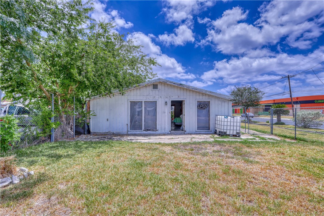 1917 Ayers Street Corpus Christi TX 78404