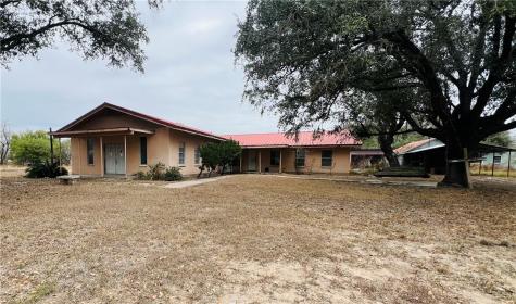 335 SE 4th Street Premont TX 78375