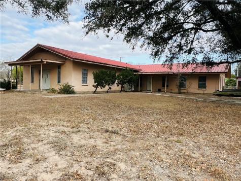 335 SE 4th Street Premont TX 78375