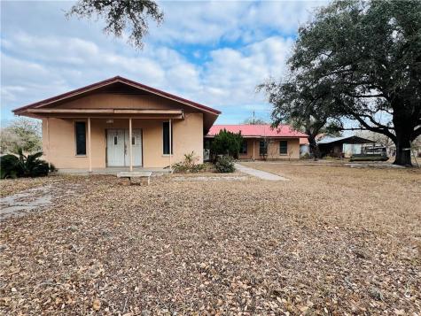 335 SE 4th Street Premont TX 78375