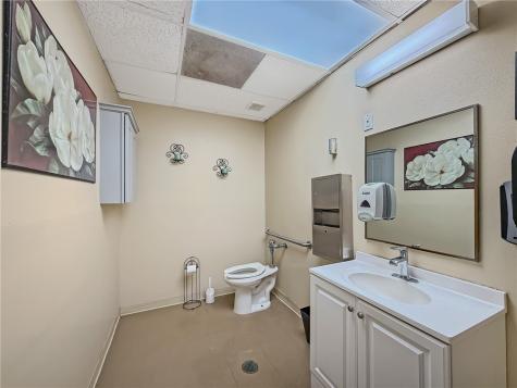 1031 Us Highway Portland TX 78374