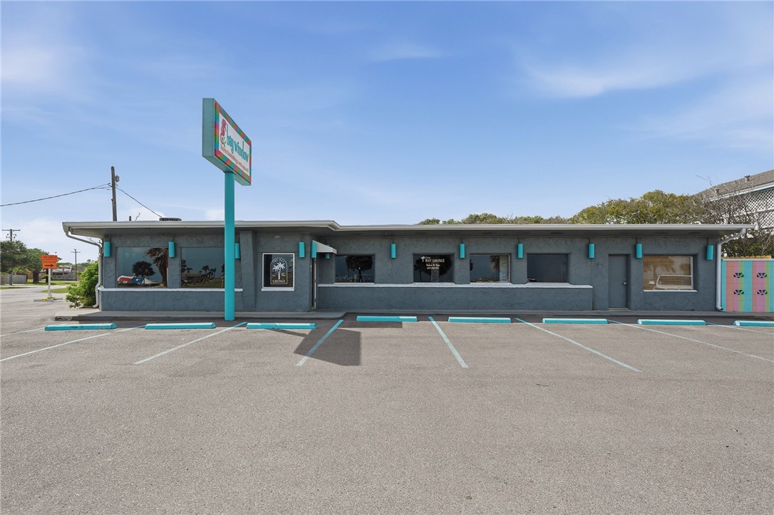 701 Highway 35 N Rockport TX 78382