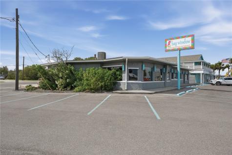 701 Highway 35 N Rockport TX 78382