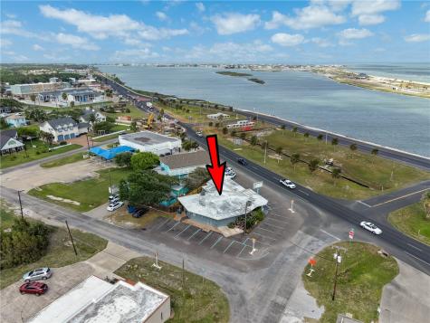 701 Highway 35 N Rockport TX 78382