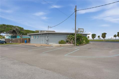 701 Highway 35 N Rockport TX 78382