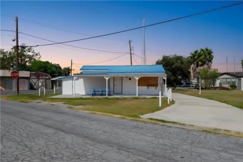 100 E Huisache Street Falfurrias TX 78355