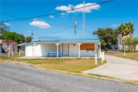 100 E Huisache Street Falfurrias TX 78355