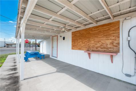 100 E Huisache Street Falfurrias TX 78355
