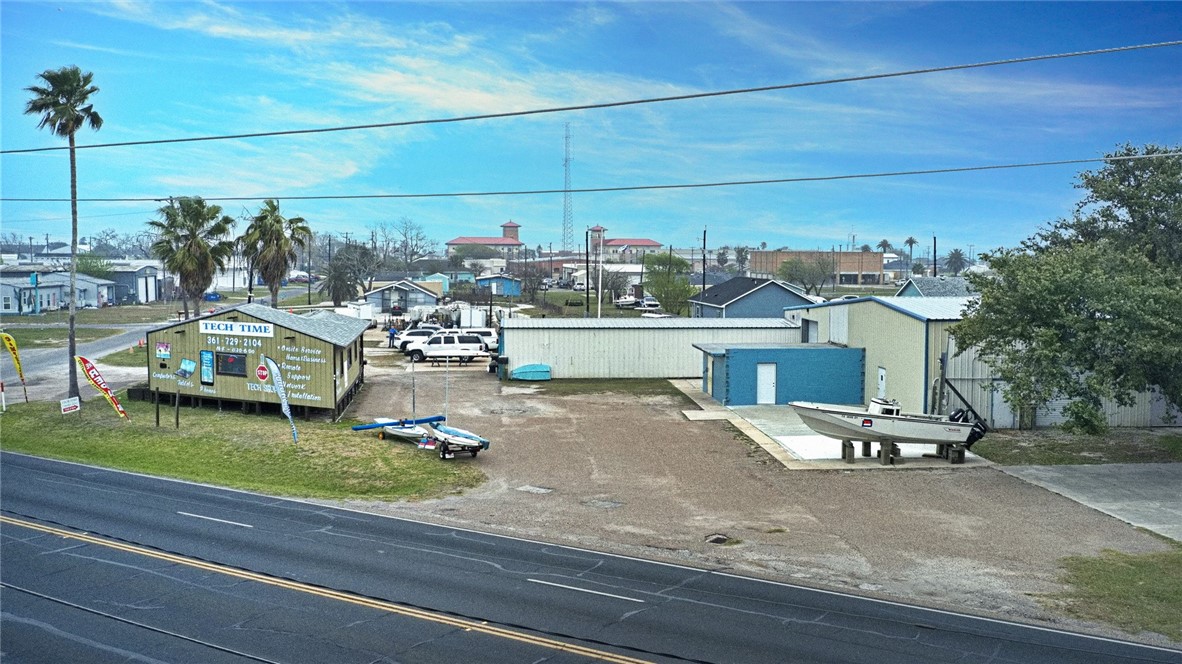 206 Highway 35 S Rockport TX 78382