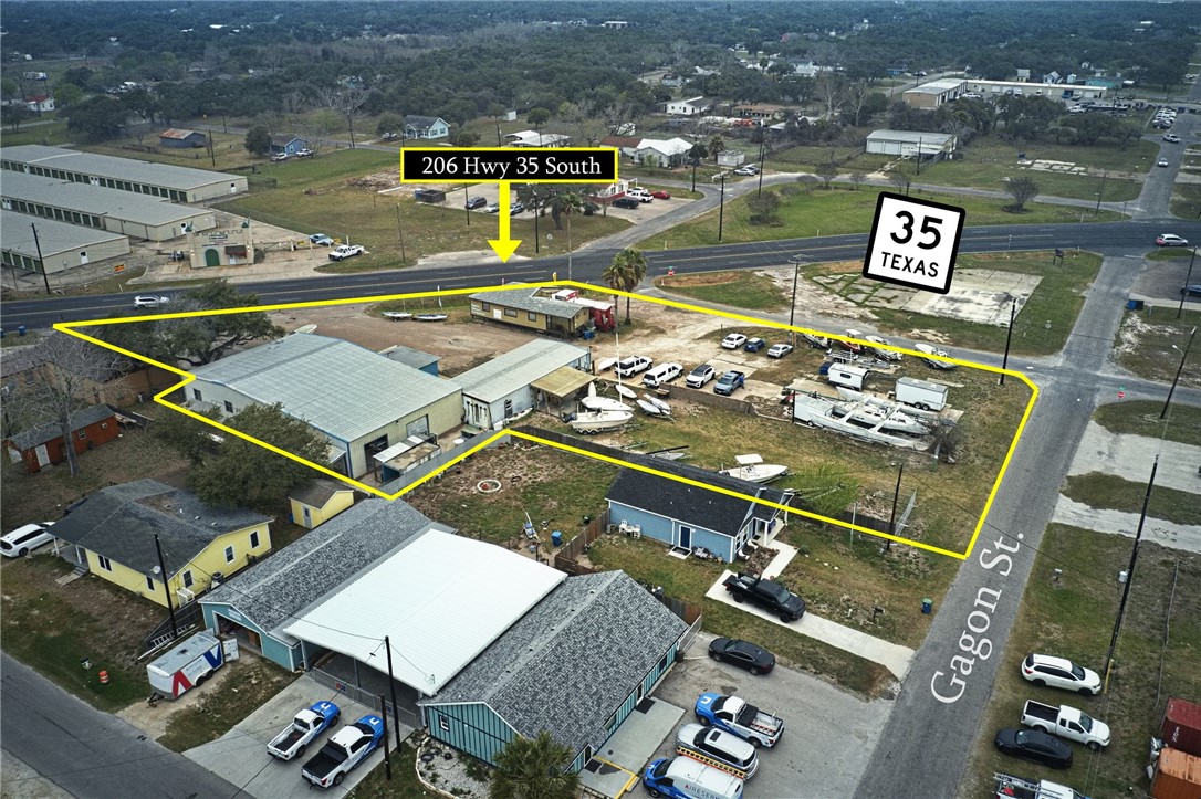 206 Highway 35 S Rockport TX 78382