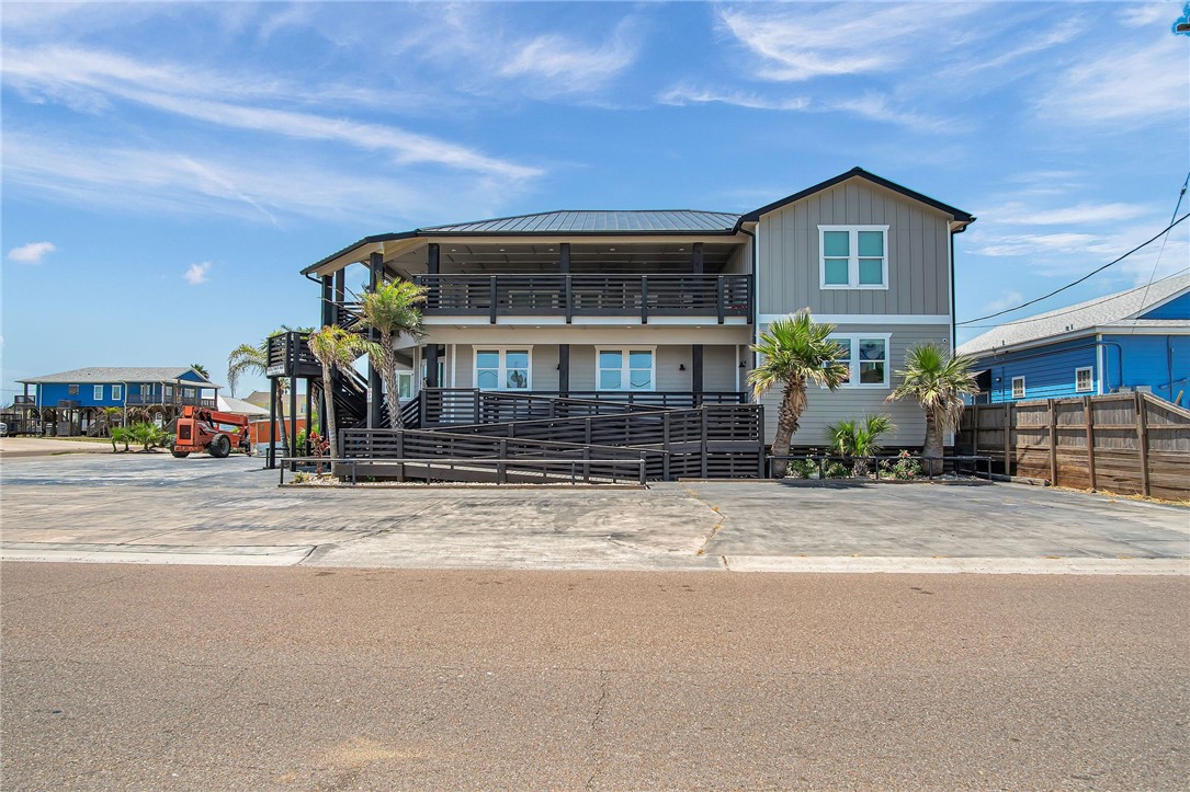 114 E Avenue J Port Aransas TX 78373