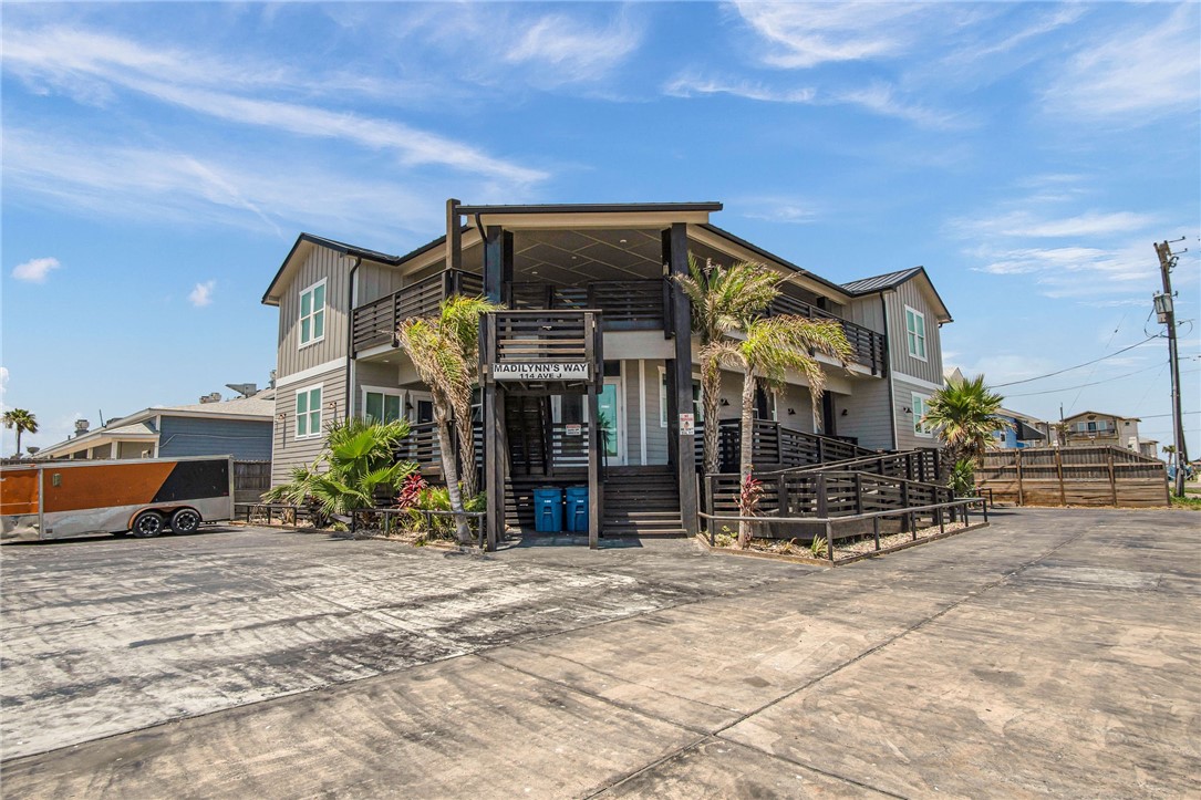 114 E Avenue J Port Aransas TX 78373
