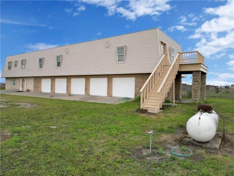2977 Cr 37 Corpus Christi TX 78417