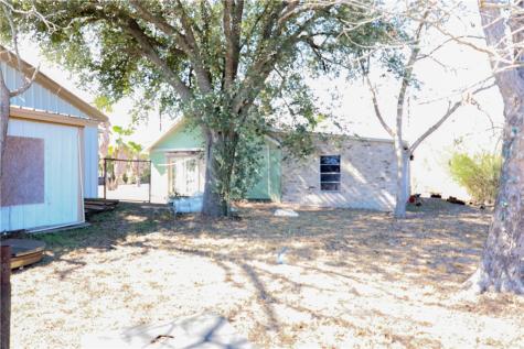 1311 S Gulf Street Alice TX 78332