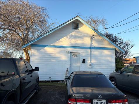 1203 Santa Fe Street Corpus Christi TX 78404
