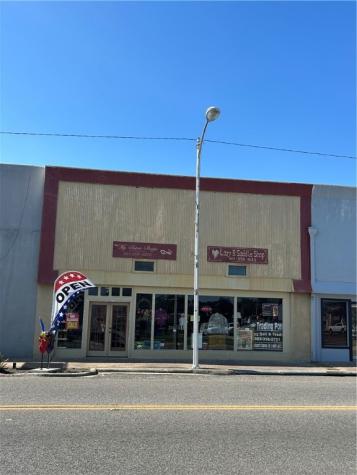 327 N Washington Street Beeville TX 78102