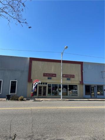 327 N Washington Street Beeville TX 78102