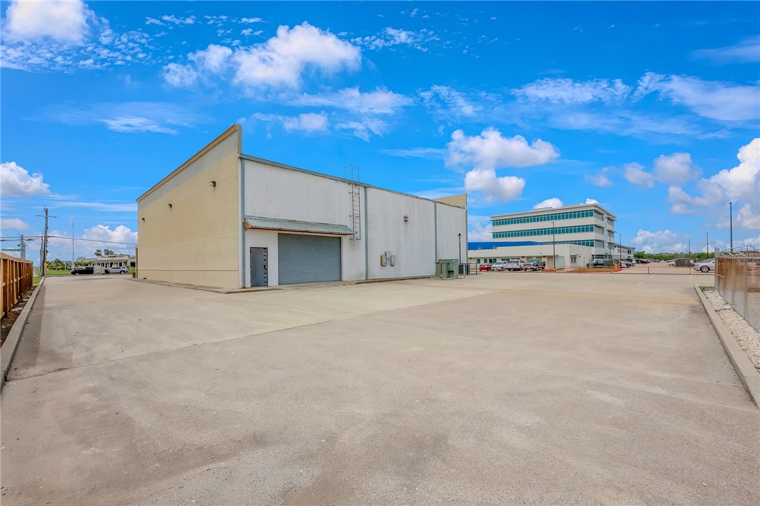 2818 Rodd Field Road Corpus Christi TX 78414