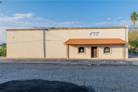 215 E 1st Street Alice TX 78332