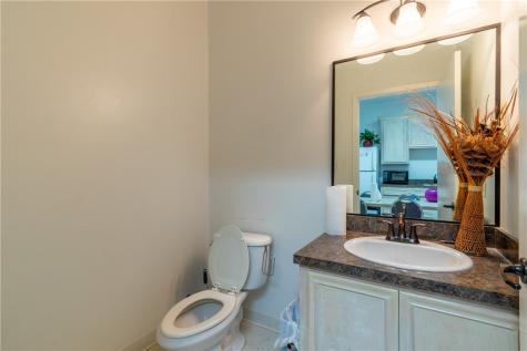 215 E 1st Street Alice TX 78332