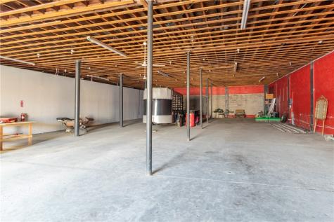 215 E 1st Street Alice TX 78332