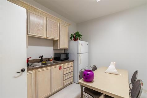 215 E 1st Street Alice TX 78332