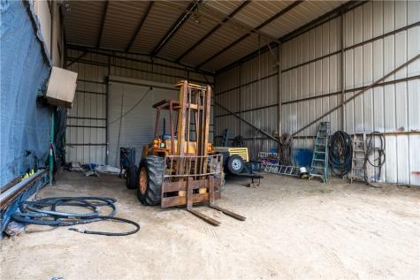 7711 Highway 359 Orange Grove TX 78372