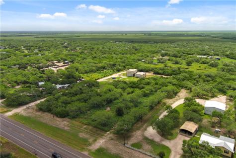 7711 Highway 359 Orange Grove TX 78372