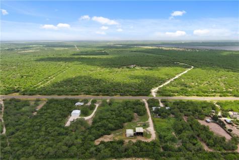 7711 Highway 359 Orange Grove TX 78372