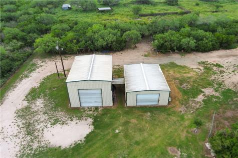 7711 Highway 359 Orange Grove TX 78372