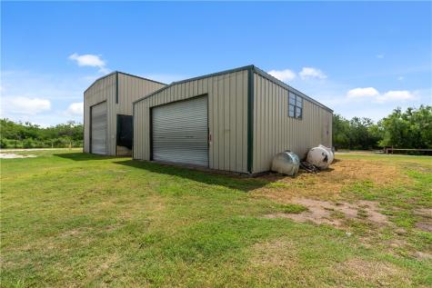 7711 Highway 359 Orange Grove TX 78372