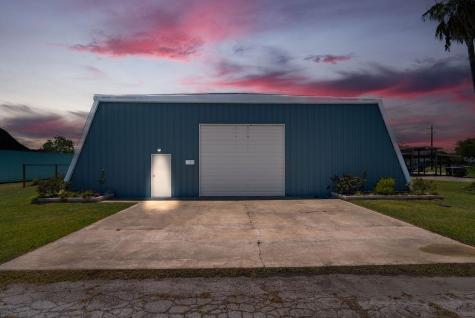 512 Main Street Austwell TX 77950
