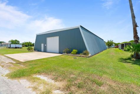 512 Main Street Austwell TX 77950