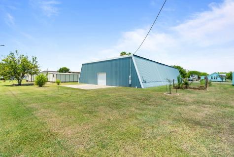 512 Main Street Austwell TX 77950