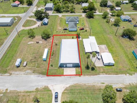 512 Main Street Austwell TX 77950