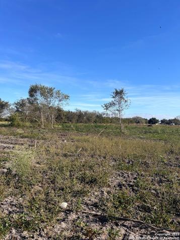 1130 N Us Highway 181 Frontage Road Beeville TX 78102