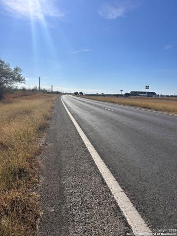 1130 N Us Highway 181 Frontage Road Beeville TX 78102
