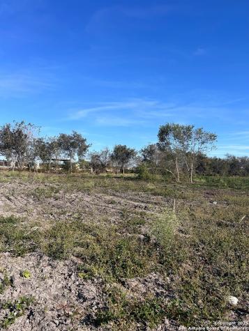 1130 N Us Highway 181 Frontage Road Beeville TX 78102