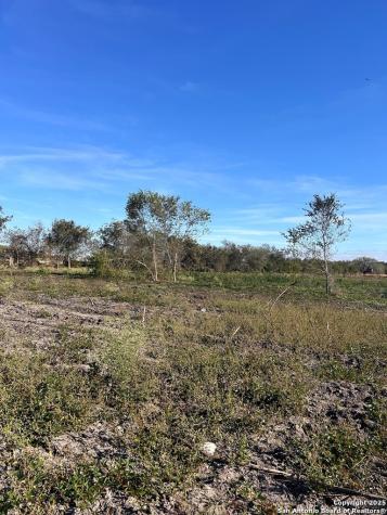 1130 N Us Highway 181 Frontage Road Beeville TX 78102