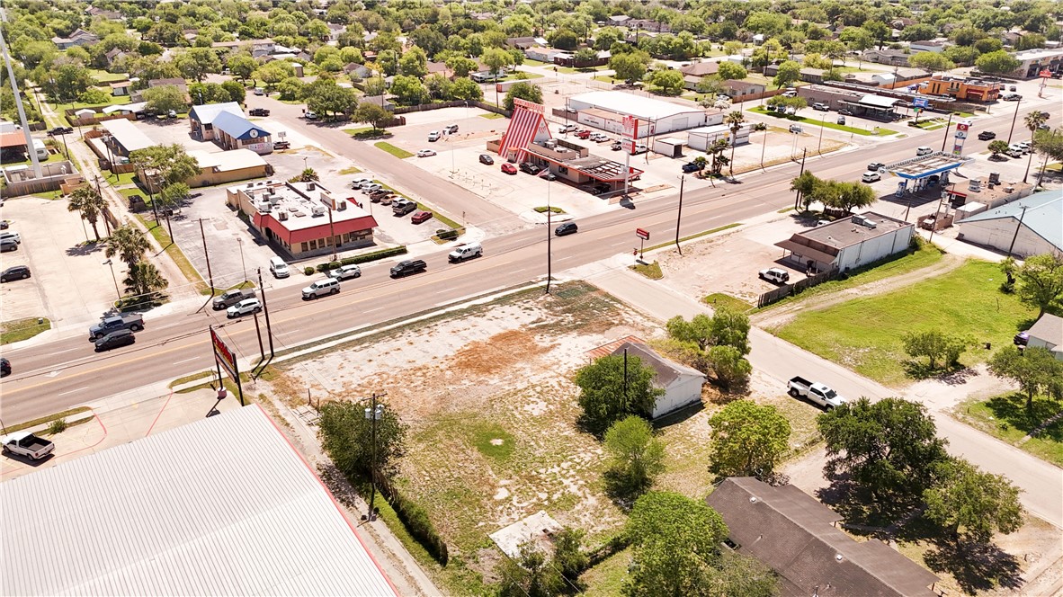 415 S 14th Street Kingsville TX 78363