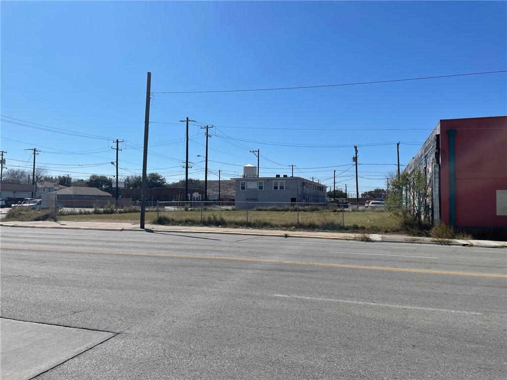 1231 & 1235 Staples Street Corpus Christi TX 78404