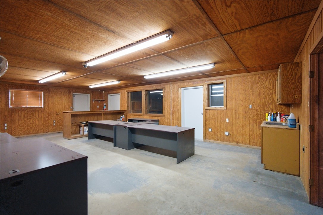 100 County Road 133 George West TX 78022