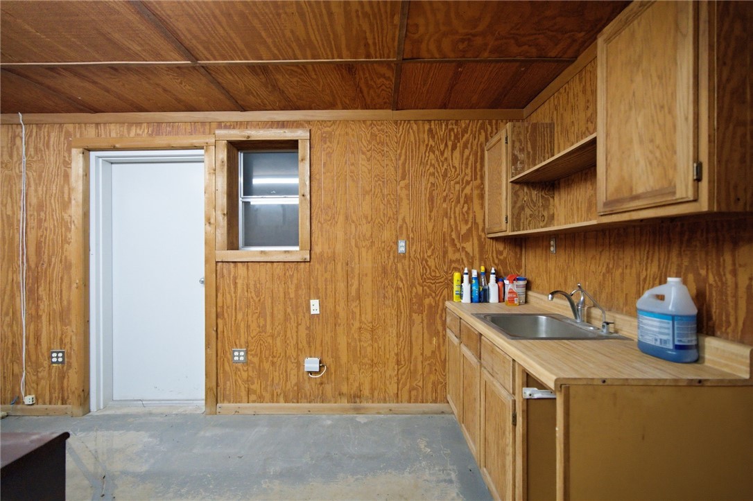 100 County Road 133 George West TX 78022
