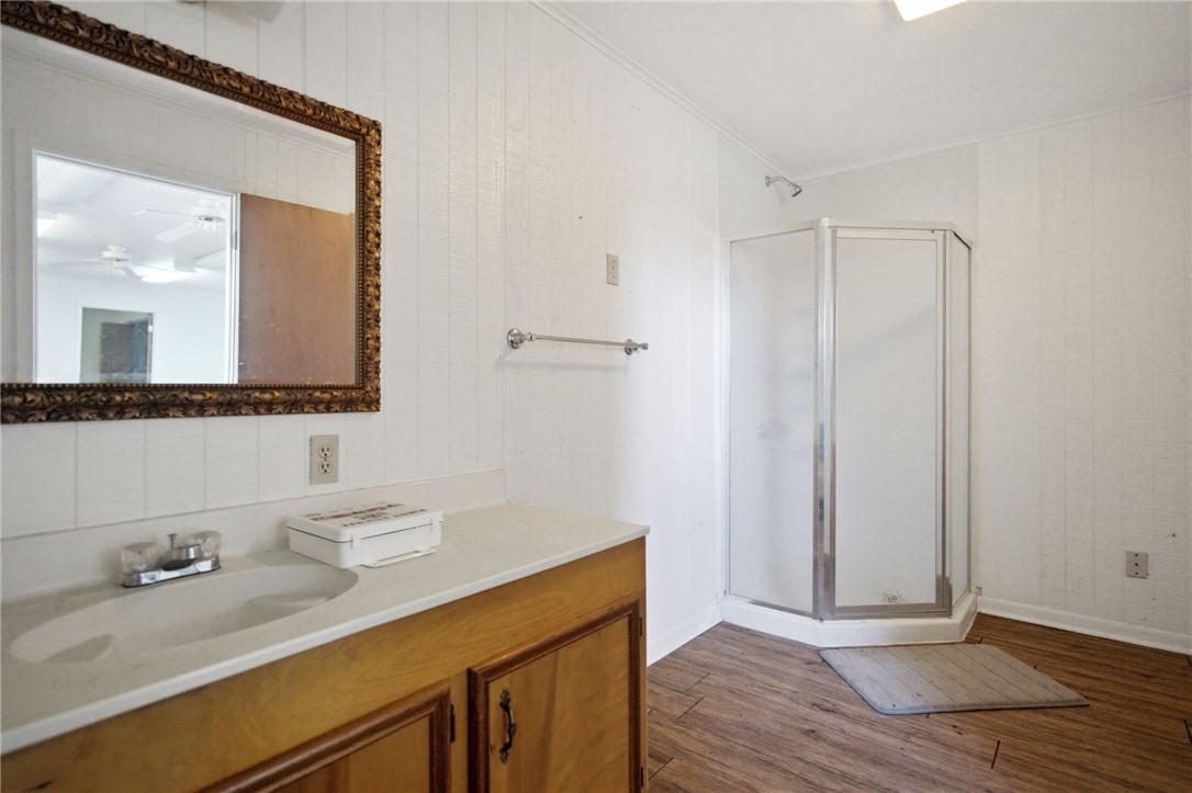 100 County Road 133 George West TX 78022