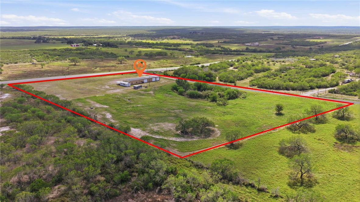 100 County Road 133 George West TX 78022