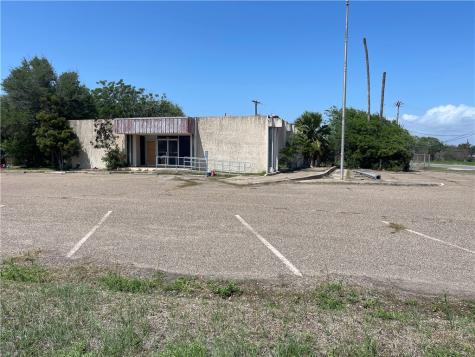 900 Moore Avenue Portland TX 78374